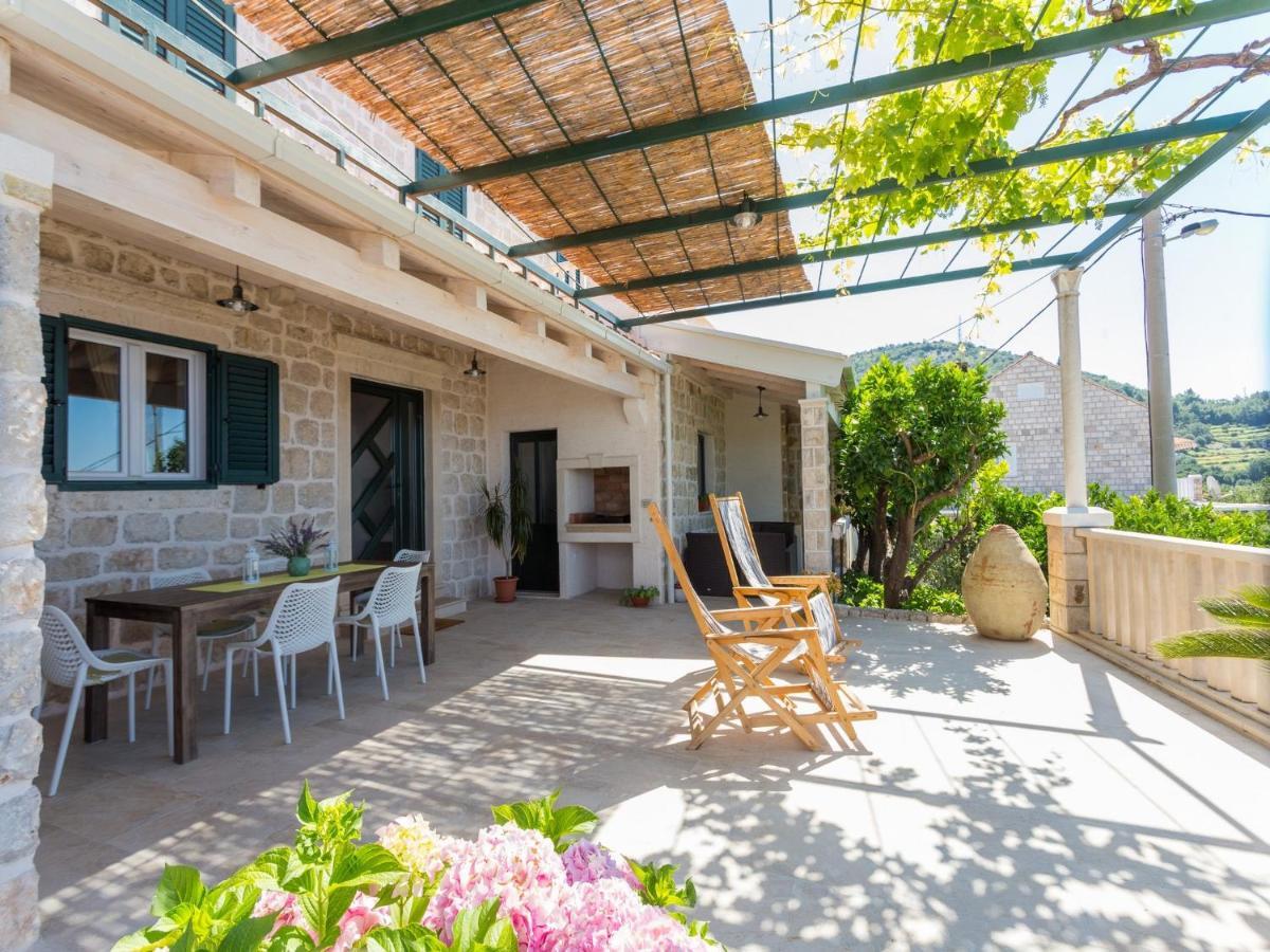 אורסאץ Holiday Home Casa Anka מראה חיצוני תמונה