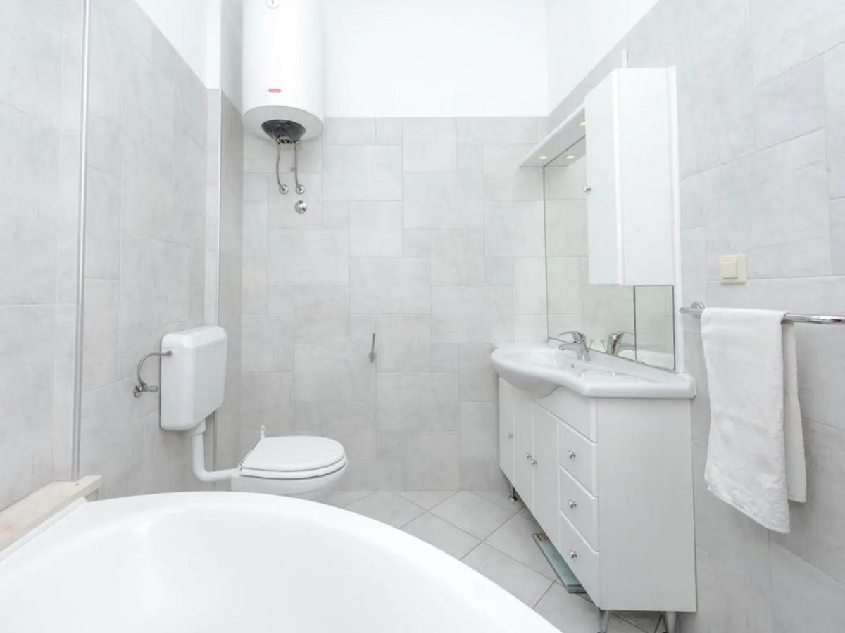 אורסאץ Holiday Home Casa Anka מראה חיצוני תמונה
